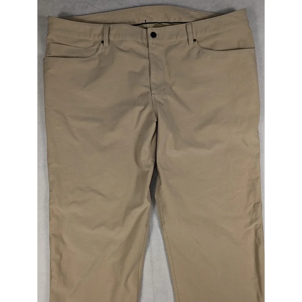 Lululemon ABC Slim-Fit 5-pocket Pant Khaki Tan Mens 44 M5ABOS